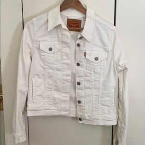 Levi’s white denim jacket
